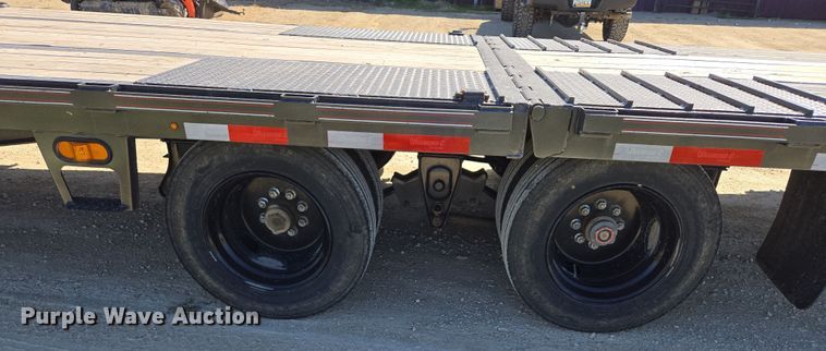 image for item DO7888 2022 RoadClipper hydraulic tail equipment trailer