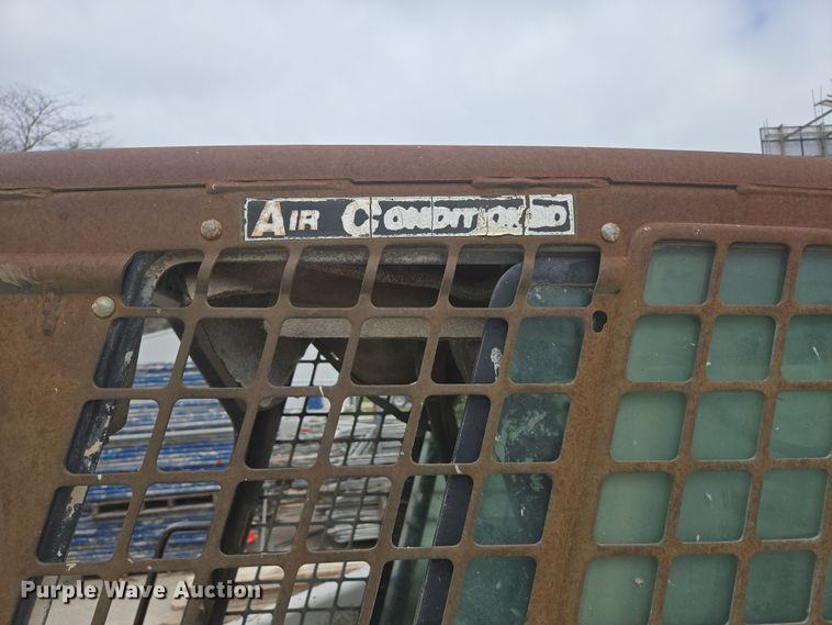 image for item DP6279 2006 Bobcat S250 skid steer loader