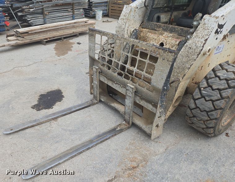 image for item DP6279 2006 Bobcat S250 skid steer loader
