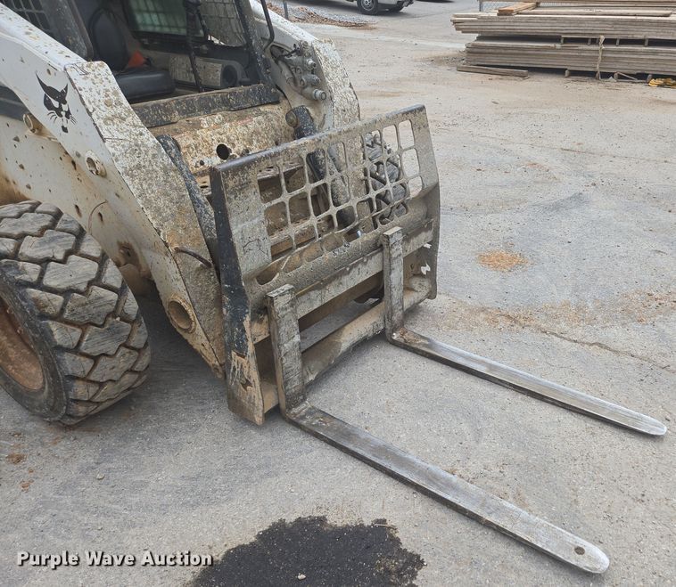 image for item DP6279 2006 Bobcat S250 skid steer loader