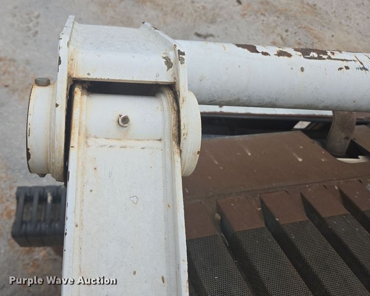 image for item DP6279 2006 Bobcat S250 skid steer loader