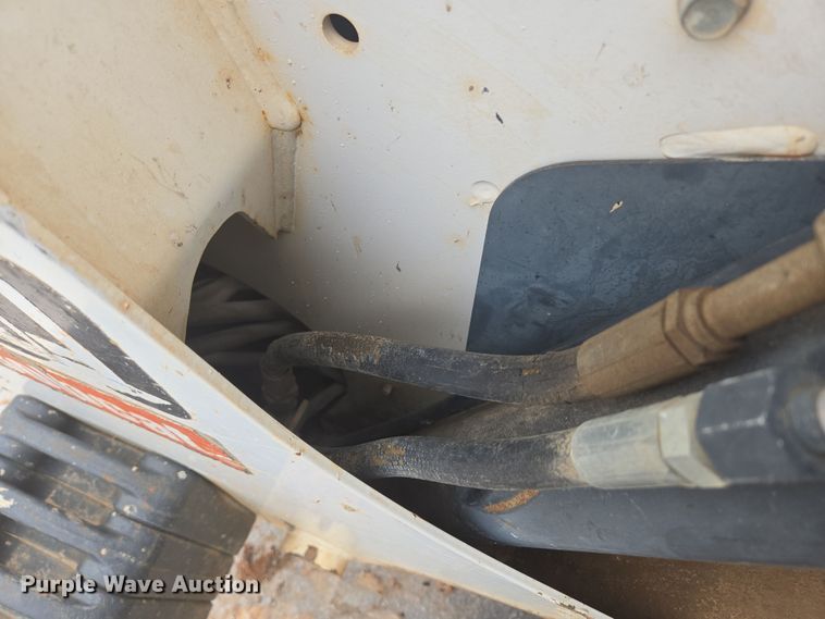 image for item DP6279 2006 Bobcat S250 skid steer loader