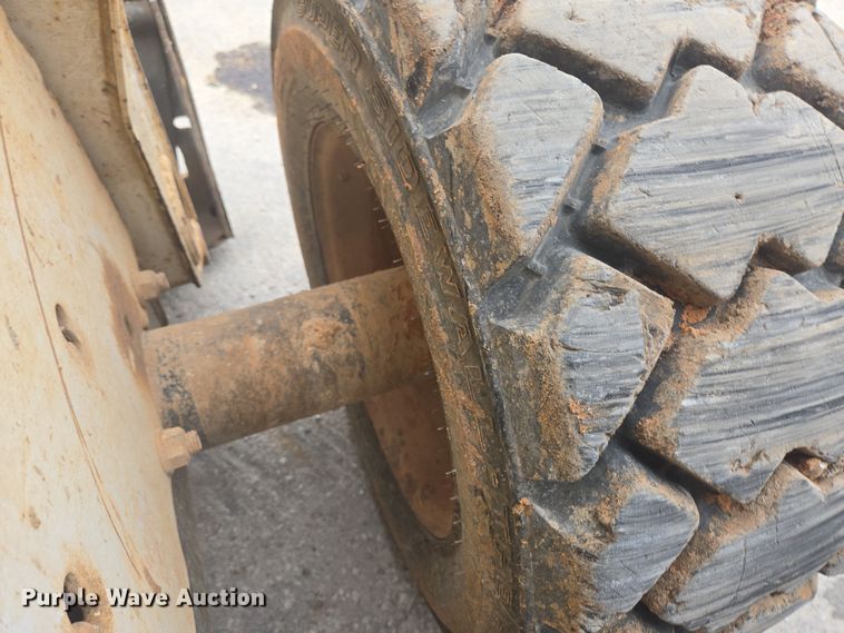 image for item DP6279 2006 Bobcat S250 skid steer loader