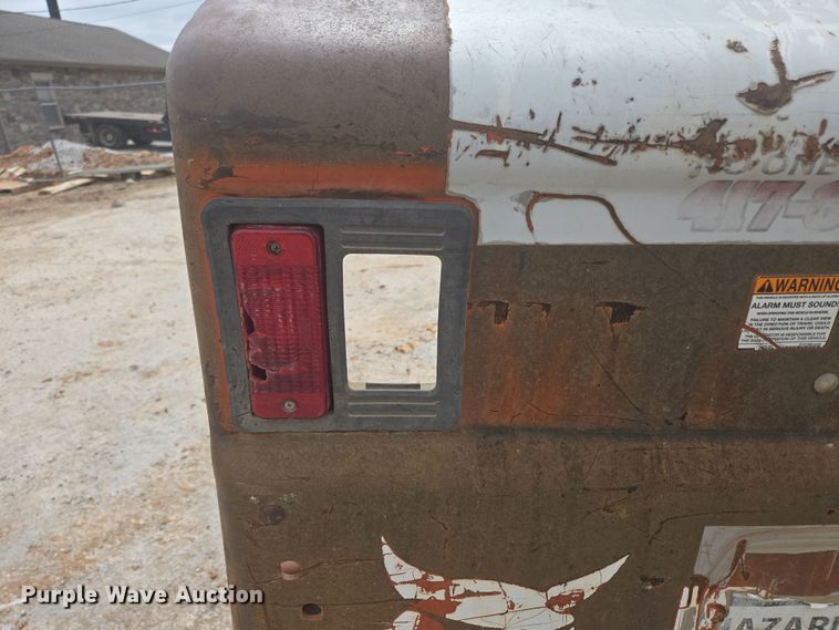 image for item DP6279 2006 Bobcat S250 skid steer loader