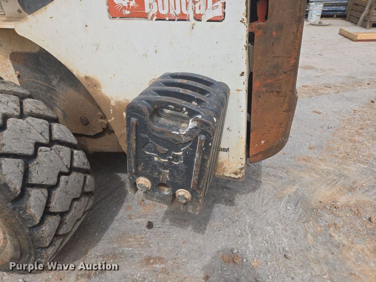 image for item DP6279 2006 Bobcat S250 skid steer loader