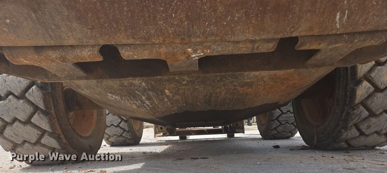 image for item DP6279 2006 Bobcat S250 skid steer loader