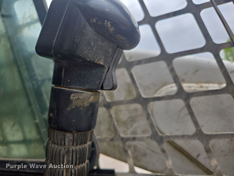 image for item DP6279 2006 Bobcat S250 skid steer loader