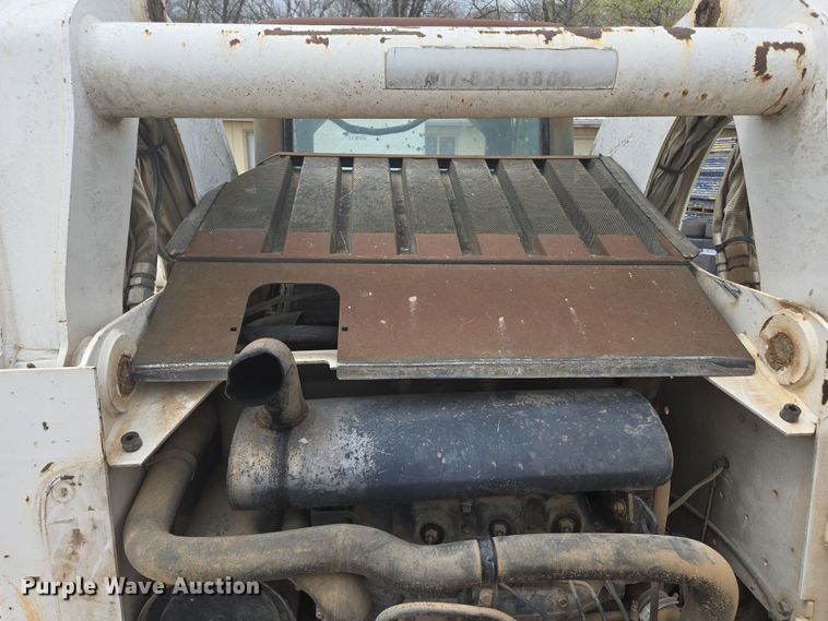 image for item DP6279 2006 Bobcat S250 skid steer loader