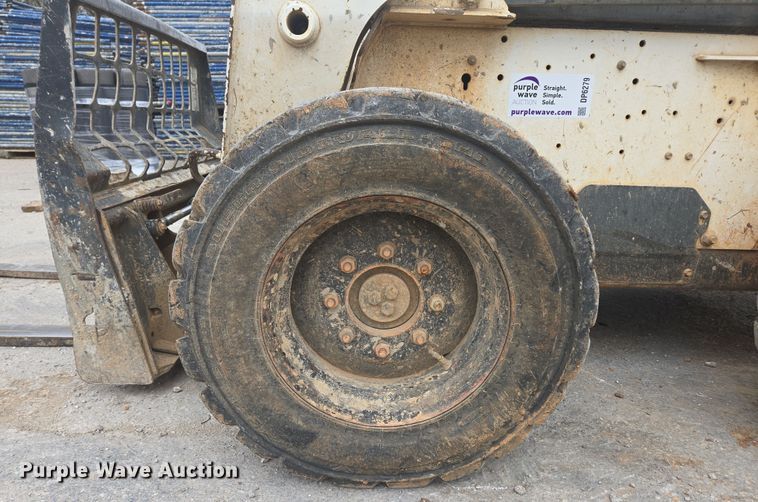 image for item DP6279 2006 Bobcat S250 skid steer loader