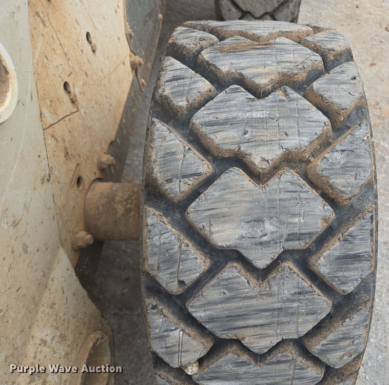 image for item DP6279 2006 Bobcat S250 skid steer loader