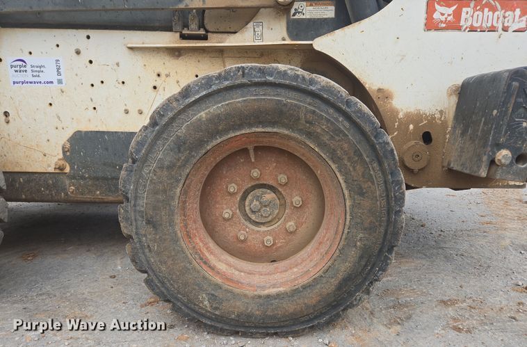 image for item DP6279 2006 Bobcat S250 skid steer loader