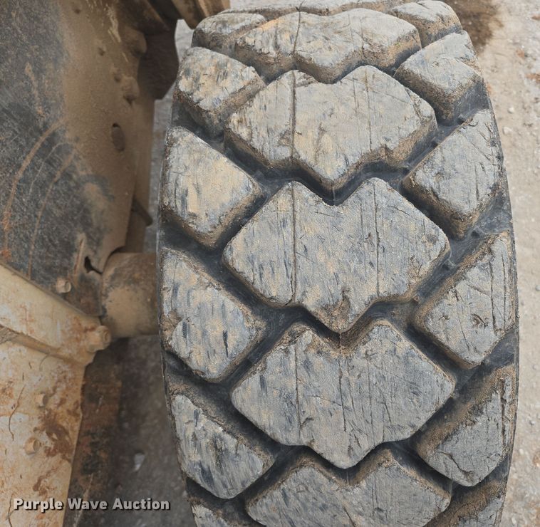 image for item DP6279 2006 Bobcat S250 skid steer loader