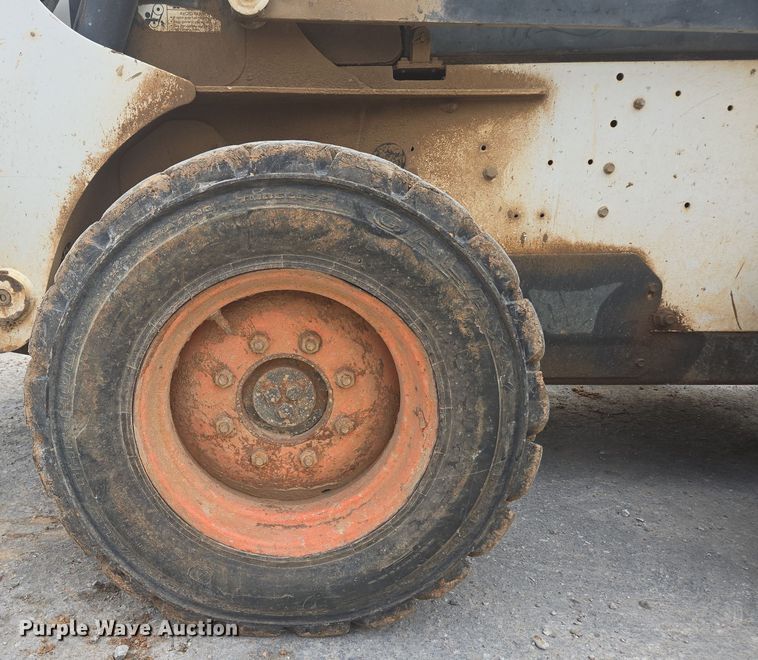 image for item DP6279 2006 Bobcat S250 skid steer loader