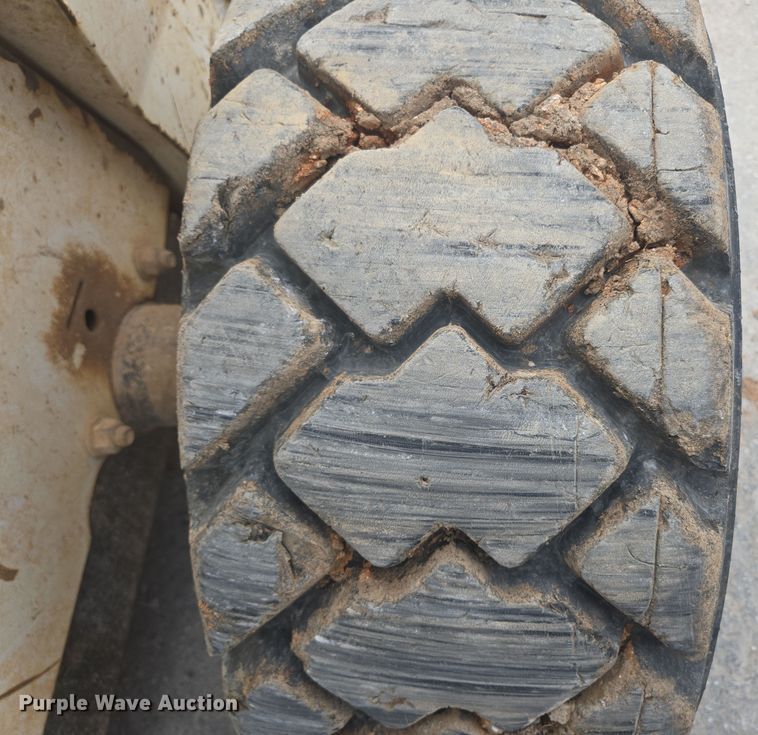 image for item DP6279 2006 Bobcat S250 skid steer loader