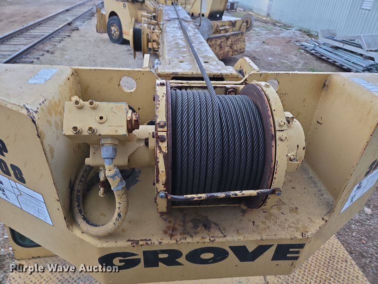 image for item DP6283 1990 Grove AP308 crane