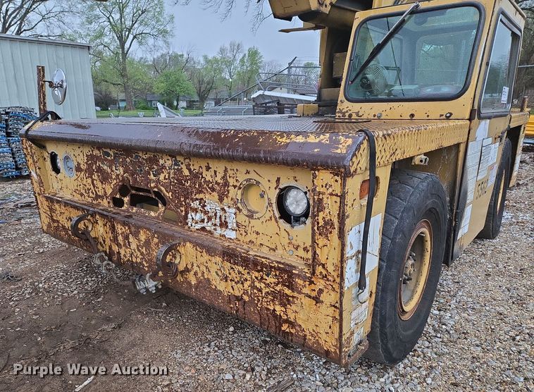image for item DP6283 1990 Grove AP308 crane