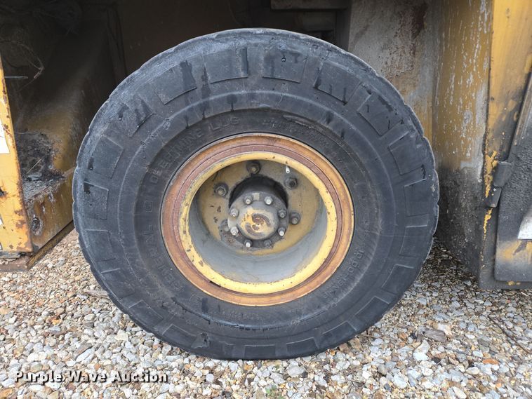 image for item DP6283 1990 Grove AP308 crane