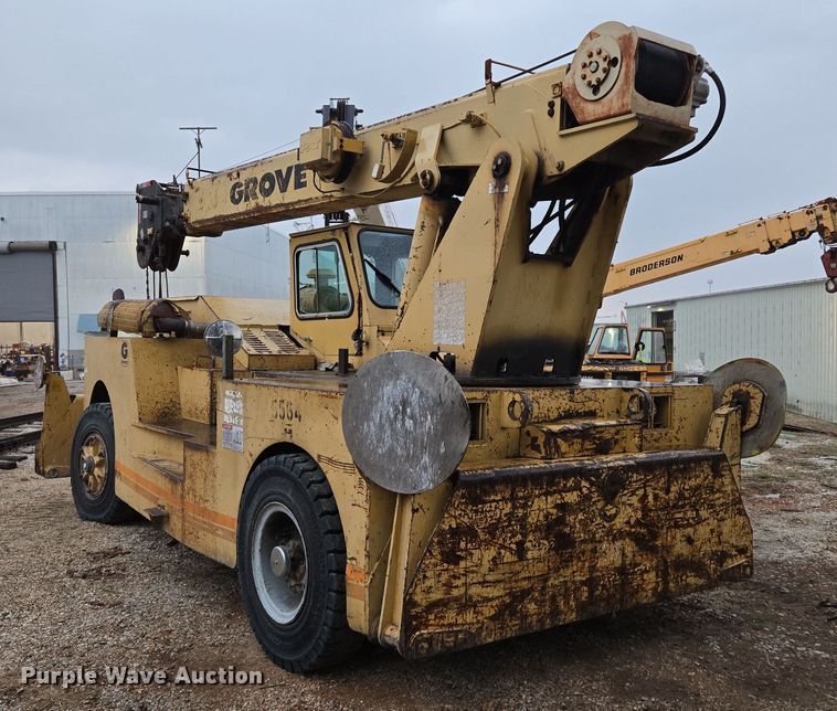 image for item DP6284 1990 Grove 1012 crane