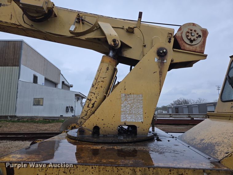 image for item DP6284 1990 Grove 1012 crane