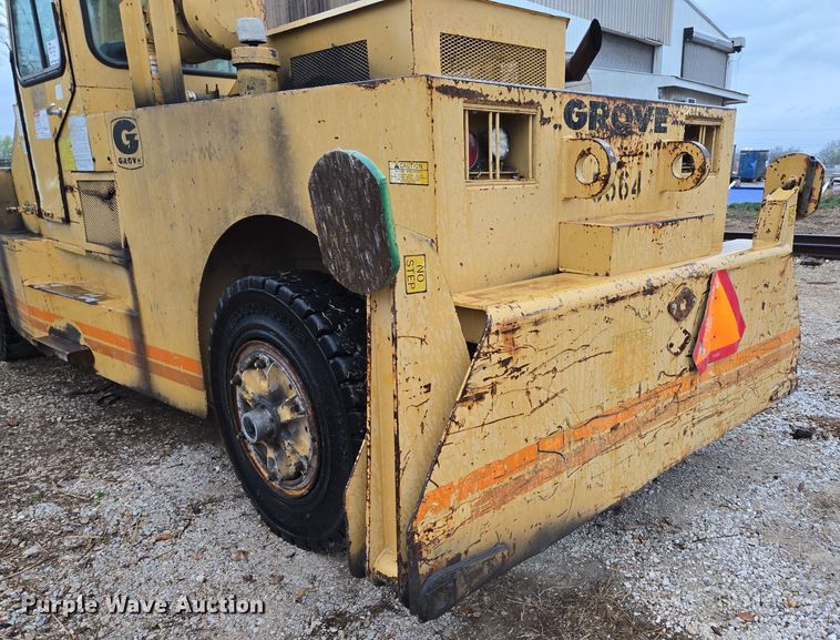 image for item DP6284 1990 Grove 1012 crane