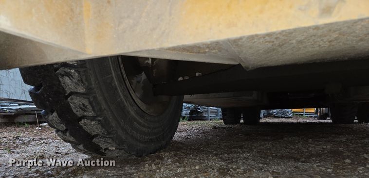 image for item DP6284 1990 Grove 1012 crane