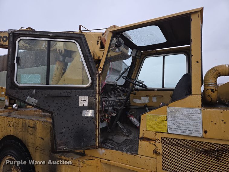 image for item DP6284 1990 Grove 1012 crane