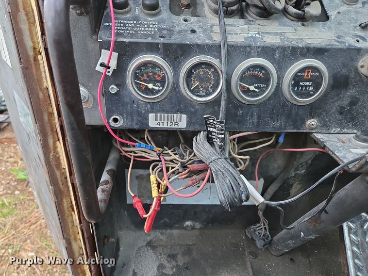 image for item DP6284 1990 Grove 1012 crane