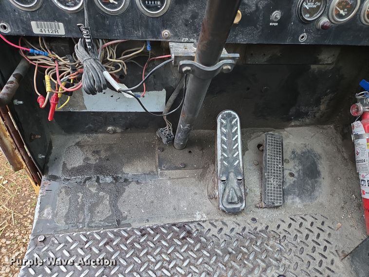 image for item DP6284 1990 Grove 1012 crane