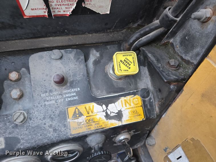 image for item DP6284 1990 Grove 1012 crane