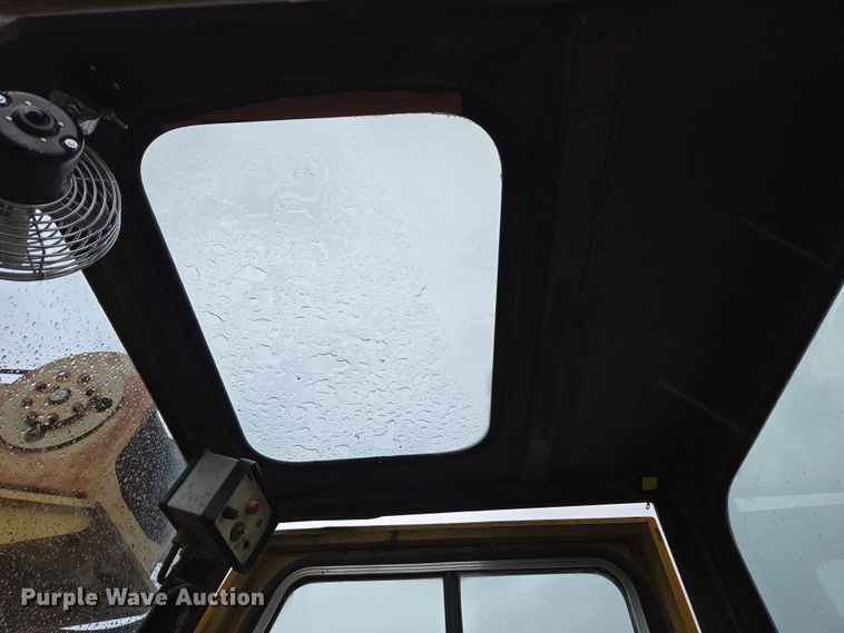 image for item DP6284 1990 Grove 1012 crane