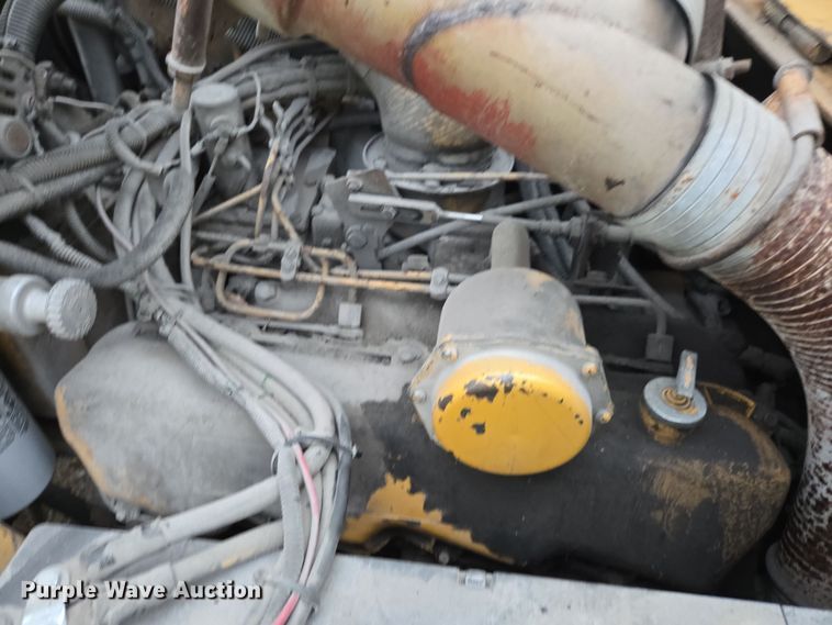 image for item DP6284 1990 Grove 1012 crane