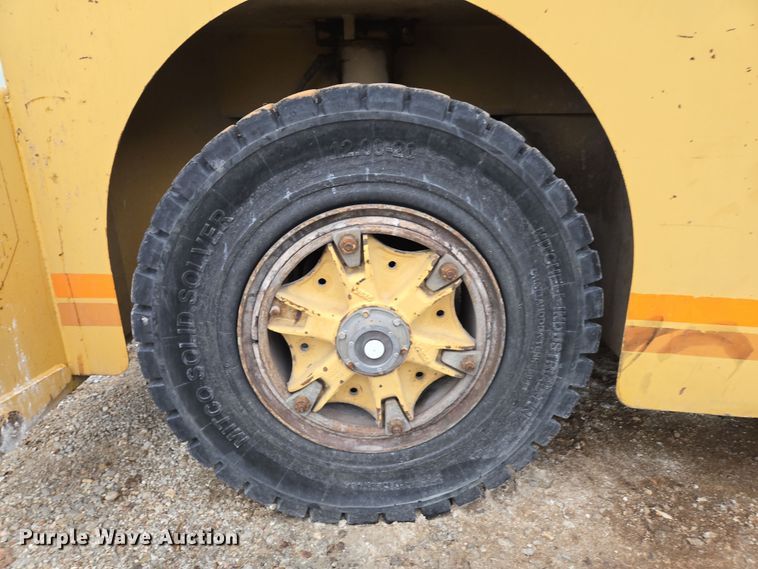 image for item DP6284 1990 Grove 1012 crane