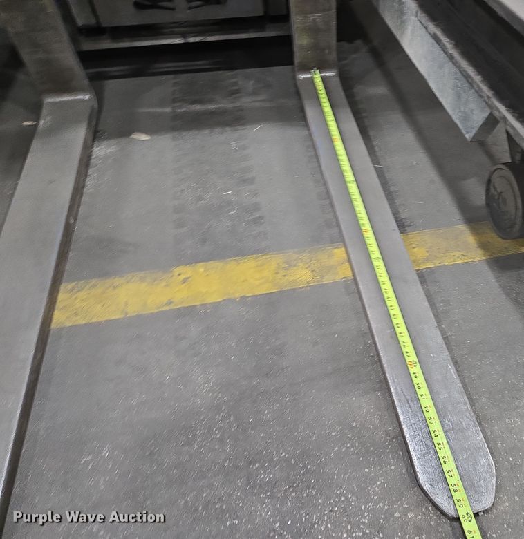 image for item DP6285 2013 Hubtex 3050-EL/T forklift