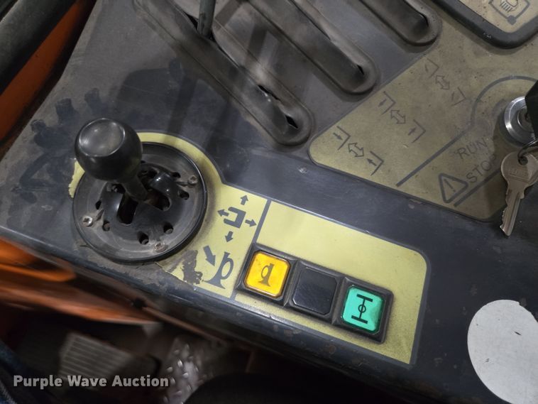 image for item DP6285 2013 Hubtex 3050-EL/T forklift