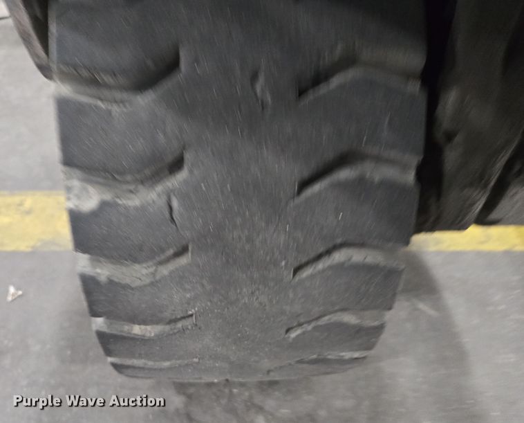 image for item DP6285 2013 Hubtex 3050-EL/T forklift