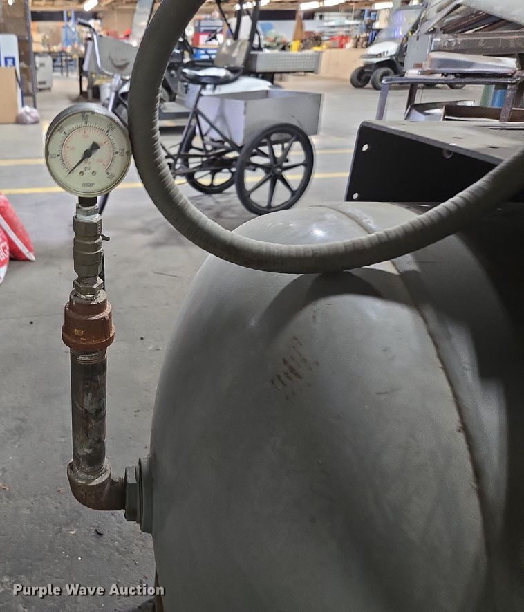 image for item DP6286 Ingersoll Rand T30 air compressor