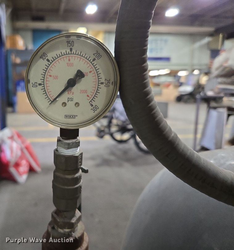 image for item DP6286 Ingersoll Rand T30 air compressor