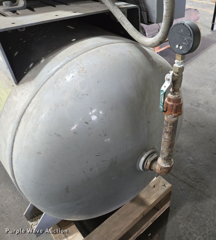 image for item DP6286 Ingersoll Rand T30 air compressor