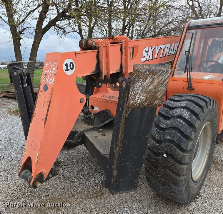 image for item DP6288 2009 Skytrak 10042 telehandler