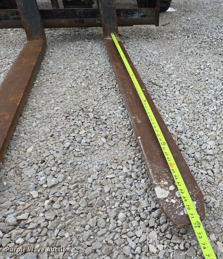 image for item DP6288 2009 Skytrak 10042 telehandler