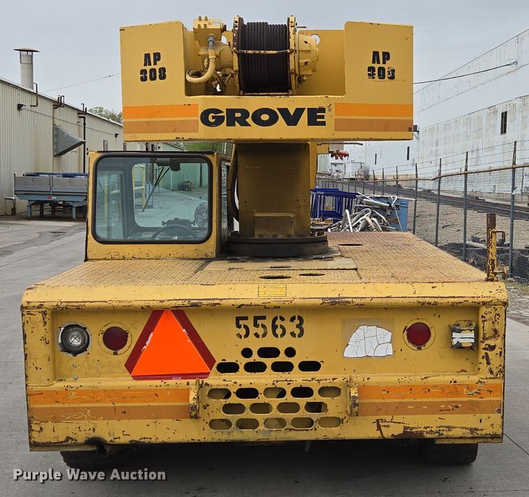 image for item DP6290 1990 Grove AP308 crane truck