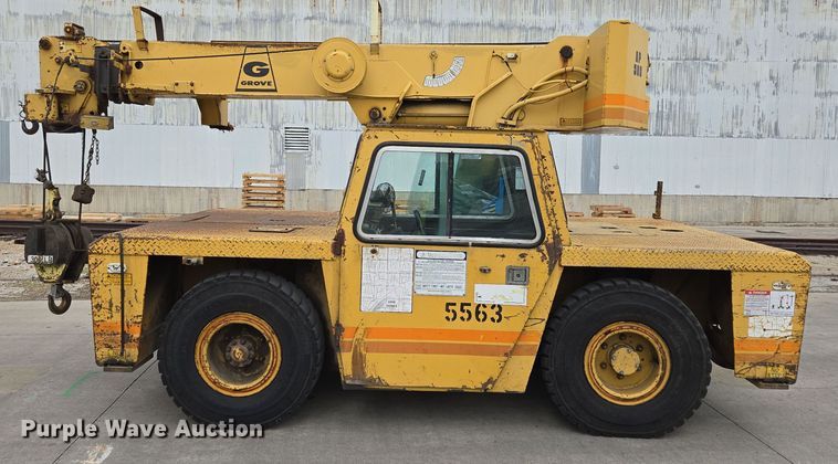 image for item DP6290 1990 Grove AP308 crane truck
