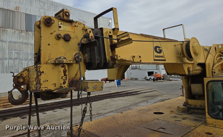 image for item DP6290 1990 Grove AP308 crane truck