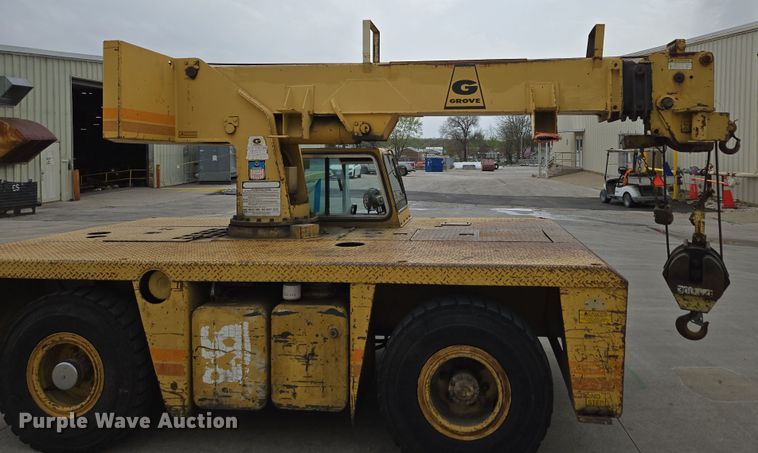 image for item DP6290 1990 Grove AP308 crane truck