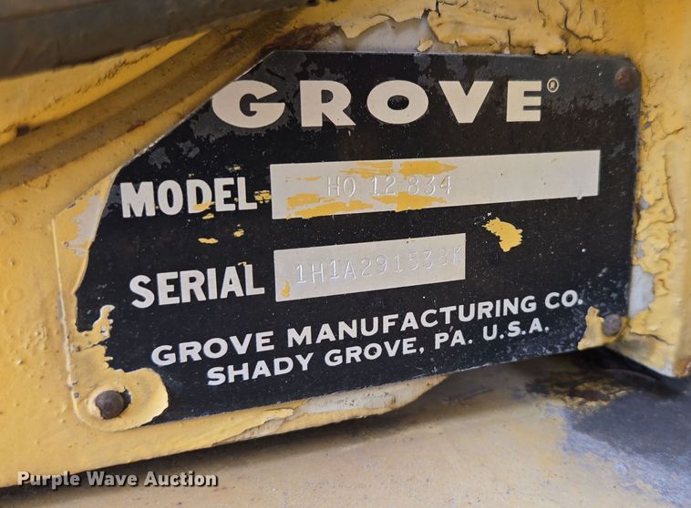 image for item DP6290 1990 Grove AP308 crane truck