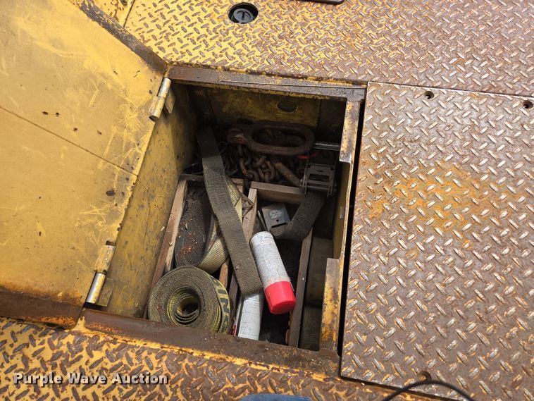 image for item DP6290 1990 Grove AP308 crane truck