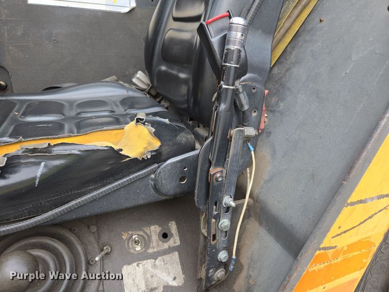 image for item DP6290 1990 Grove AP308 crane truck