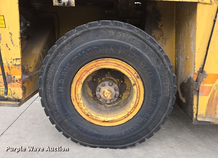 image for item DP6290 1990 Grove AP308 crane truck