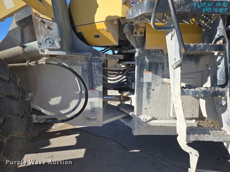 image for item DS5281 2006 Komatsu WA380-6 wheel loader