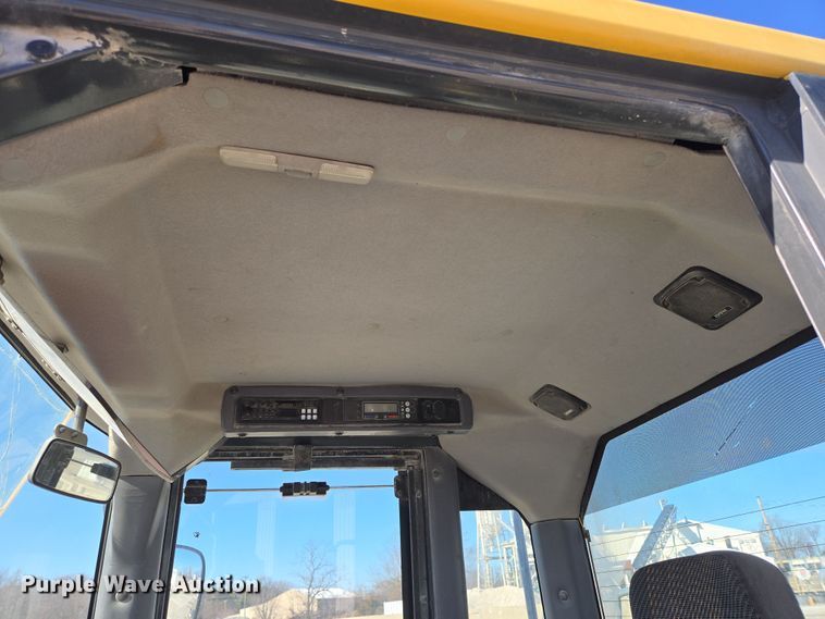 image for item DS5281 2006 Komatsu WA380-6 wheel loader